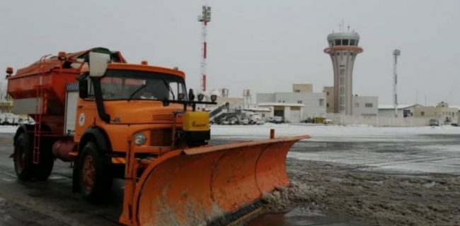 برگزاری مانور عمليات زمستانی در فرودگاه شهدای رامسر