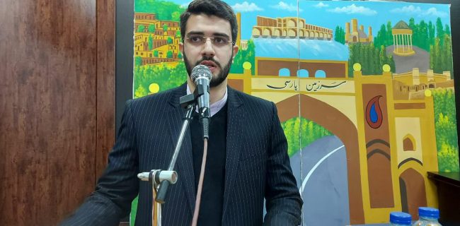 در راستای عدالت باید همگی به قانون احترام بگذارند و قانون برای همه یکسان است