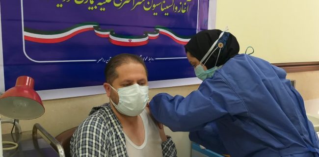 واکسینه ۱۲۰ مدافع سلامت رامسری طی دو مرحله