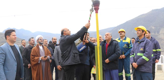 برافروخته شدن شعله گاز در ارتفاعات شهرستان رودسر برافروخته شدن شعله گاز در ارتفاعات شهرستان رودسر